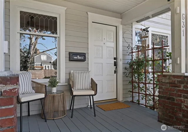 Photo 3 of Single family home for sale at 631 N Steele St, Tacoma, WA 98406 | MLS# NWM2571357 | Listing updated on 2026-10-01
