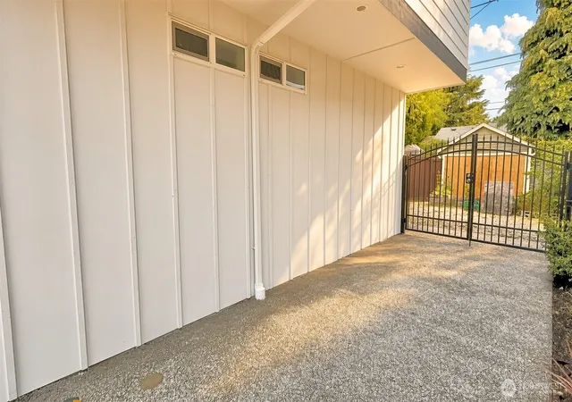 Photo 3 of Townhouse for sale at 708 N 102nd Street #2, Seattle, WA 98133 | MLS# NWM2571453 | Listing updated on 2026-10-02