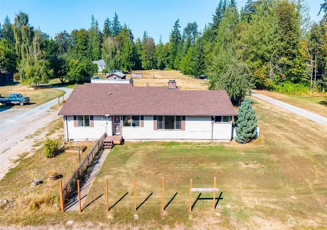 Photo 3 of Single family home for sale at 849 Burlingame Rd, Mount Vernon, WA 98274 | MLS# NWM2571491 | Listing updated on 2026-09-25