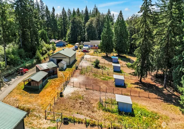 Photo 3 of Single family home for sale at 7925 Thornburg St SW, Olympia, WA 98512 | MLS# NWM2571513 | Listing updated on 2026-09-25