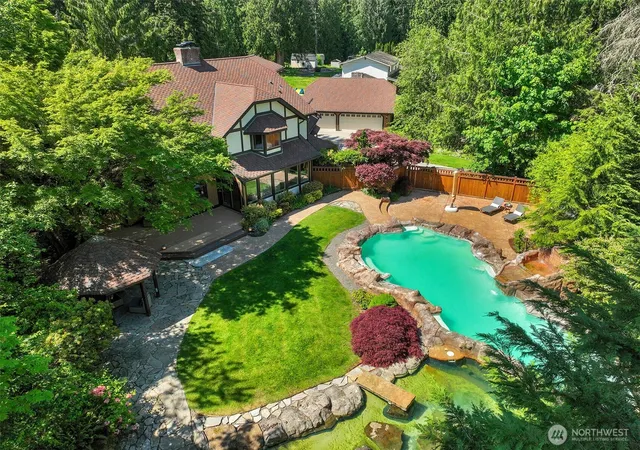 Photo 1 of Single family home for sale at 5204 178th Avenue E, Lake Tapps, WA 98391 | MLS# NWM2571519 | Listing updated on 2026-09-25