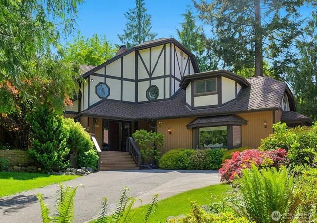 Photo 3 of Single family home for sale at 5204 178th Avenue E, Lake Tapps, WA 98391 | MLS# NWM2571519 | Listing updated on 2026-09-25