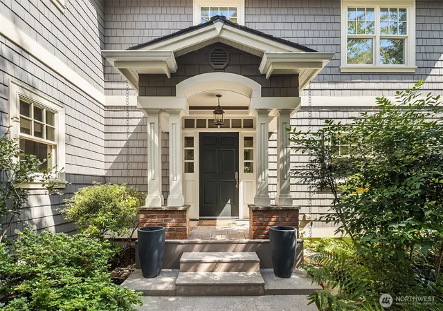 Photo 1 of Single family home for sale at 2018 Broadmoor Dr E, Seattle, WA 98112 | MLS# NWM2571532 | Listing updated on 2026-09-19