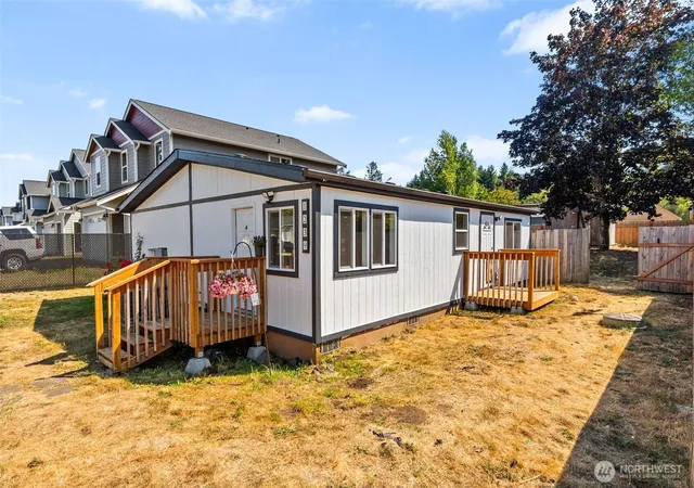 Manufactured home for sale at 1239 Central Ave E, Tenino, WA 98589 | MLS# NWM2571759
