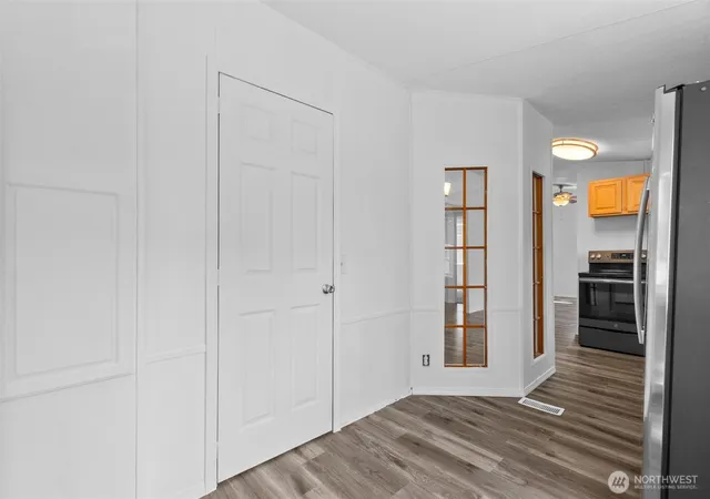 Photo 4 of Manufactured home for sale at 1239 Central Ave E, Tenino, WA 98589 | MLS# NWM2571759 | Listing updated on 2026-09-25