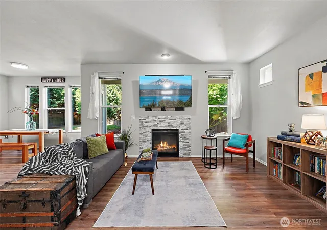 Photo 3 of Sale Pending at 7810 Trails End Dr SE, Tumwater, WA 98501 | MLS# NWM2571798 | Listing updated on 2026-09-27