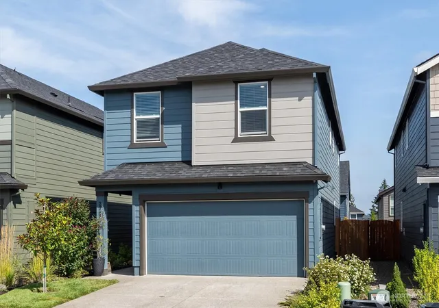 Photo 3 of Single family home for sale at 2932 N 3rd Way, Ridgefield, WA 98642 | MLS# NWM2571817 | Listing updated on 2026-09-25