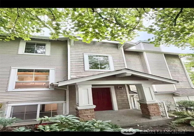 Photo 1 of Townhouse for sale at 5329 236th Place Se, Issaquah, WA 98029 | MLS# NWM2571833 | Listing updated on 2026-10-02