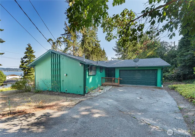 Photo 3 of Single family home for sale at 4577 Nw Dorado Ct, Bremerton, WA 98312 | MLS# NWM2571845 | Listing updated on 2026-10-01