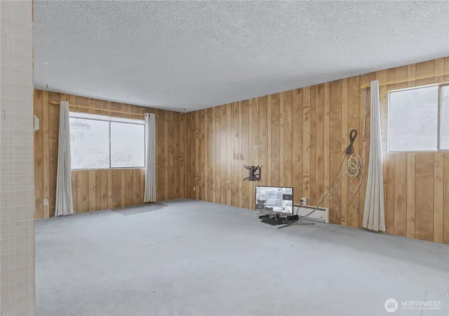 Photo 3 of Single family home for sale at 8411 Sw 173Rd Ave, Rochester, WA 98579 | MLS# NWM2571875 | Listing updated on 2026-09-24