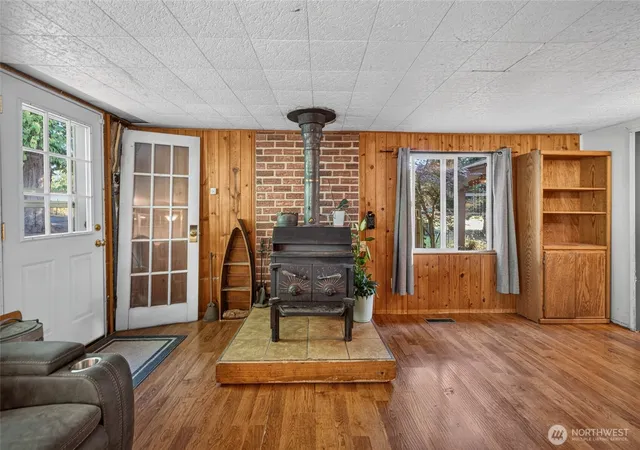 Photo 4 of Single family home for sale at 22588 Grip Rd, Sedro Woolley, WA 98284 | MLS# NWM2571971 | Listing updated on 2026-10-01