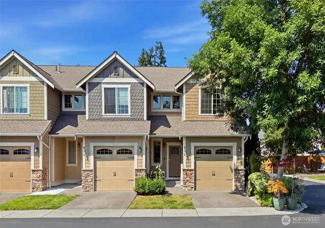Photo 1 of Townhouse for sale at 522 Pearl St, Snohomish, WA 98290 | MLS# NWM2572022 | Listing updated on 2026-09-25