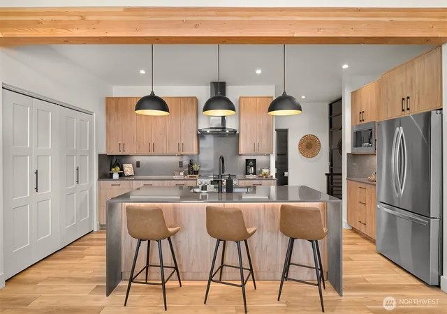 Photo 2 of Condo for sale at 205 Skipping Stone Loop, Lynden, WA 98264 | MLS# NWM2572037 | Listing updated on 2026-09-27