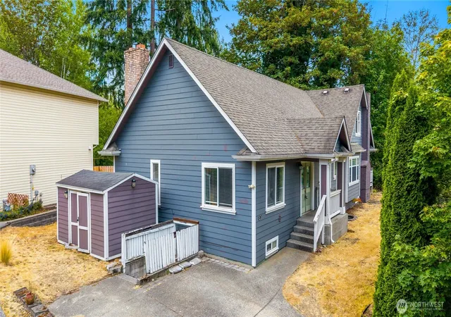 Photo 4 of Sale Pending at 1319 196th Place SE, Bothell, WA 98012 | MLS# NWM2572125 | Listing updated on 2026-09-25