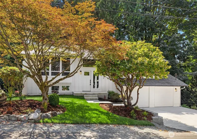 Photo 3 of Single family home for sale at 8820 194th St Sw, Edmonds, WA 98026 | MLS# NWM2572157 | Listing updated on 2026-09-25