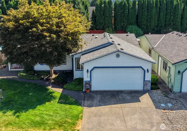 Photo 3 of Manufactured home for sale at 1908 177th Street Ct E #33, Spanaway, WA 98387 | MLS# NWM2572161 | Listing updated on 2026-10-01