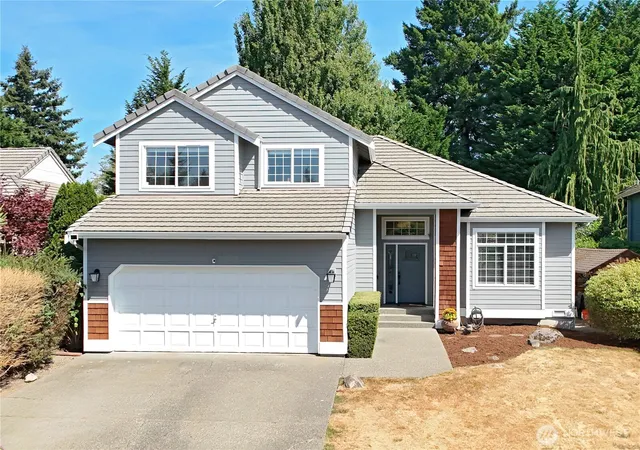 Photo 1 of Single family home for sale at 14918 89th Pl Ne, Kenmore, WA 98028 | MLS# NWM2572208 | Listing updated on 2026-10-03