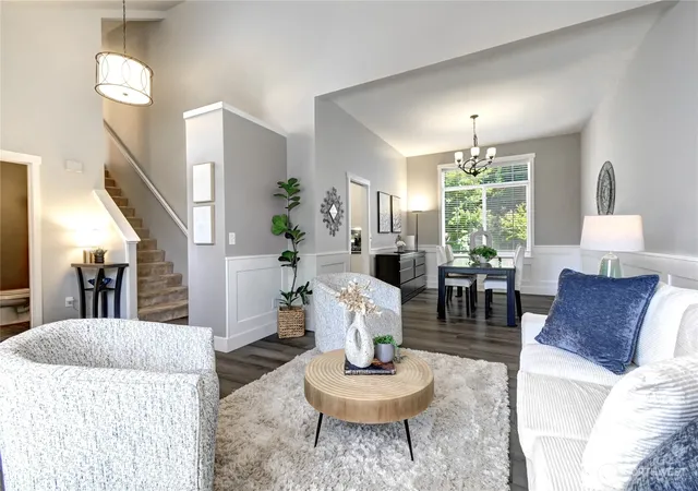 Photo 3 of Single family home for sale at 14918 89Th Pl Ne, Kenmore, WA 98028 | MLS# NWM2572208 | Listing updated on 2026-10-03
