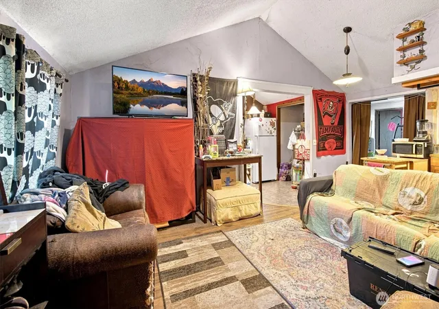 Photo 4 of Sale Pending at 6346 21st Avenue SW, Seattle, WA 98106 | MLS# NWM2572329 | Listing updated on 2026-09-23