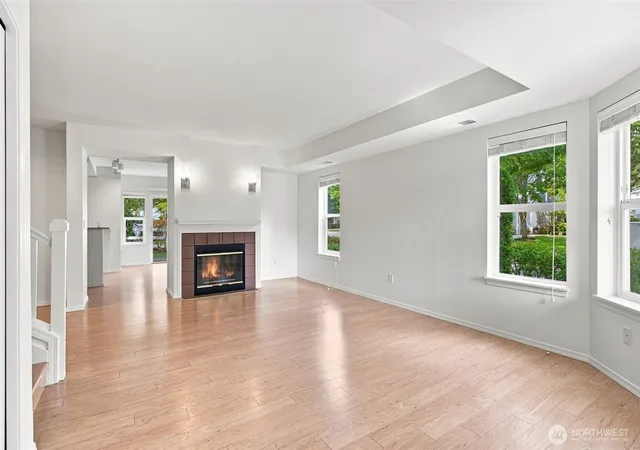 Photo 3 of Townhouse for sale at 5601 N Grove Dr, Mukilteo, WA 98275 | MLS# NWM2572432 | Listing updated on 2026-09-25