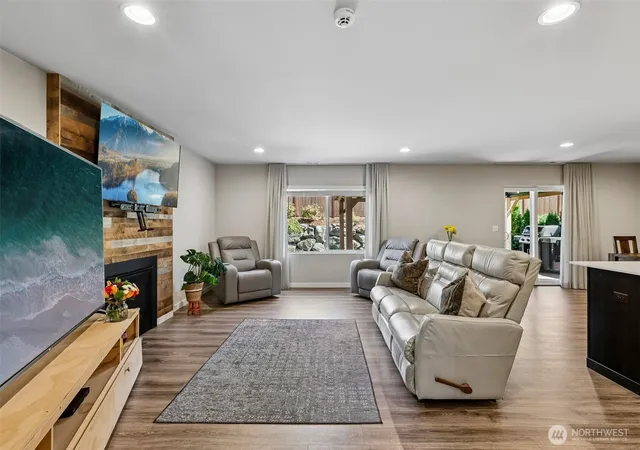 Photo 3 of Single family home for sale at 12931 173Rd Dr Se, Snohomish, WA 98290 | MLS# NWM2572464 | Listing updated on 2026-10-01