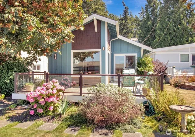 Photo 1 of Sale Pending at 92 Utsalady Rd, Camano Island, WA 98282 | MLS# NWM2572492 | Listing updated on 2026-10-02