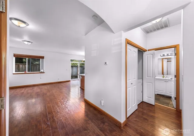 Photo 4 of Townhouse for sale at 4050 Kramer Ln, Bellingham, WA 98226 | MLS# NWM2572614 | Listing updated on 2026-09-30