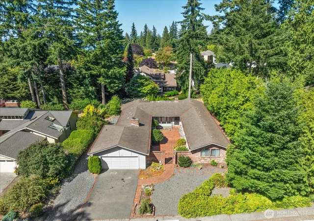 Photo 2 of Sale Pending at 9113 186th Pl Sw, Edmonds, WA 98026 | MLS# NWM2572707 | Listing updated on 2026-09-24