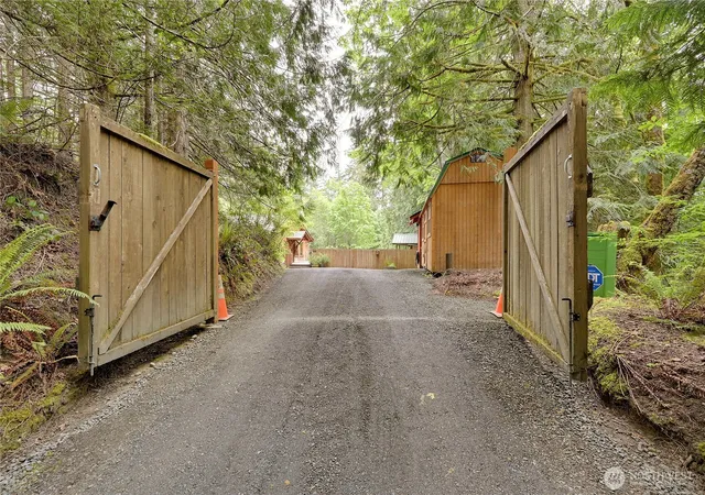 Photo 3 of Single family home for sale at 431 Taison Ln, Quilcene, WA 98376 | MLS# NWM2572751 | Listing updated on 2026-09-23