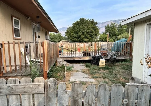 Photo 3 of Single family home for sale at 616 4th St, Oroville, WA 98844 | MLS# NWM2572786 | Listing updated on 2026-09-25