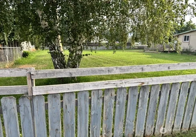 Photo 3 of Single family home for sale at 616 4Th St, Oroville, WA 98844 | MLS# NWM2572786 | Listing updated on 2026-09-25