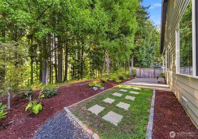 Photo 2 of Single family home for sale at 7027 Munn Lake Dr Se, Tumwater, WA 98501 | MLS# NWM2572816 | Listing updated on 2026-09-25