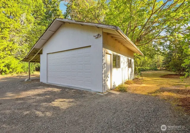 Photo 4 of Sale Pending at 2401 Nw Finn Hill Rd, Poulsbo, WA 98370 | MLS# NWM2572818 | Listing updated on 2026-09-23