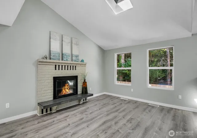 Photo 4 of Sale Pending at 235 Dennis St Sw, Tumwater, WA 98501 | MLS# NWM2572883 | Listing updated on 2026-10-02