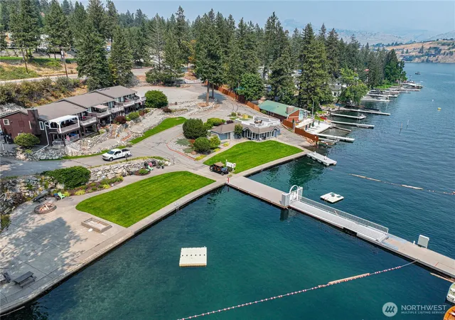 Photo 3 of Condo for sale at 11415 S Lakeshore Rd #21, Chelan, WA 98816 | MLS# NWM2572936 | Listing updated on 2026-09-25