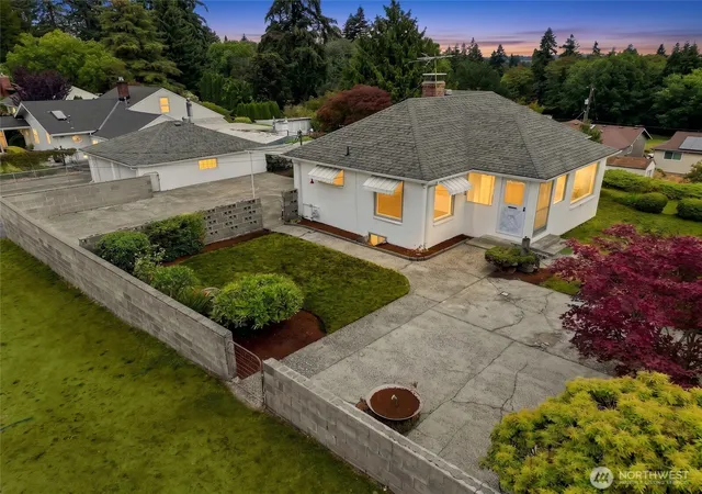 Photo 1 of Single family home for sale at 15852 7th Ave Sw, Seattle, WA 98166 | MLS# NWM2573015 | Listing updated on 2026-09-23