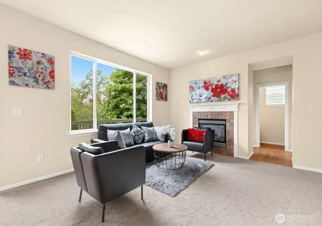 Photo 3 of Single family home for sale at 20914 13Th Pl W, Lynnwood, WA 98036 | MLS# NWM2573077 | Listing updated on 2026-09-25
