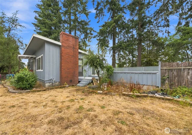 Photo 3 of Single family home for sale at 16006 Greenwood Ave N, Shoreline, WA 98133 | MLS# NWM2573086 | Listing updated on 2026-09-25