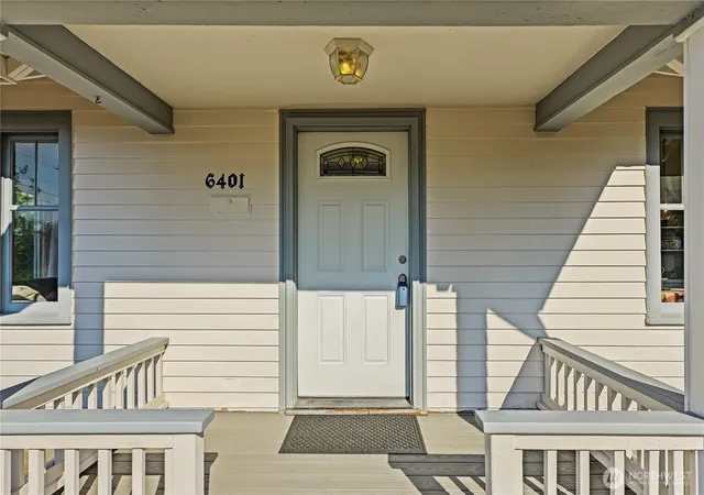 Photo 3 of Sale Pending at 6401 S Clement Ave, Tacoma, WA 98409 | MLS# NWM2573244 | Listing updated on 2026-09-27