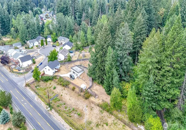 Photo 4 of Single family home for sale at 13723 21St Ave E, Tacoma, WA 98445 | MLS# NWM2573262 | Listing updated on 2026-09-29
