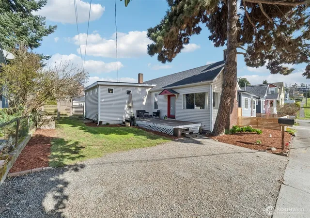 Photo 1 of Single family home for sale at 1110 S Bennett St, Seattle, WA 98108 | MLS# NWM2573306 | Listing updated on 2026-09-30