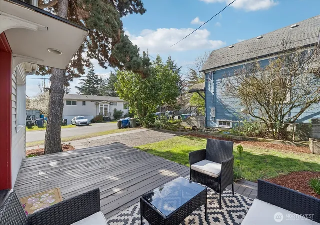Photo 4 of Single family home for sale at 1110 S Bennett St, Seattle, WA 98108 | MLS# NWM2573306 | Listing updated on 2026-09-30