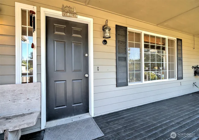 Photo 4 of Single family home for sale at 60 Ne Riverhill Ln, Belfair, WA 98528 | MLS# NWM2573333 | Listing updated on 2026-09-17
