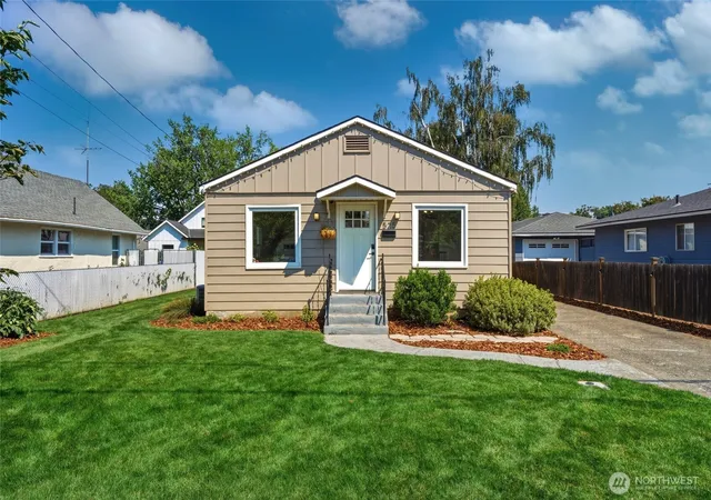 Photo 1 of Sale Pending at 525 Liberty St, Walla Walla, WA 99362 | MLS# NWM2573414 | Listing updated on 2026-09-25