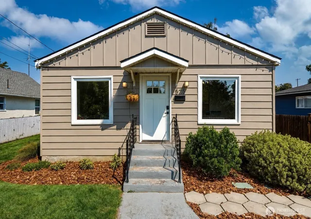 Photo 2 of Sale Pending at 525 Liberty St, Walla Walla, WA 99362 | MLS# NWM2573414 | Listing updated on 2026-09-25