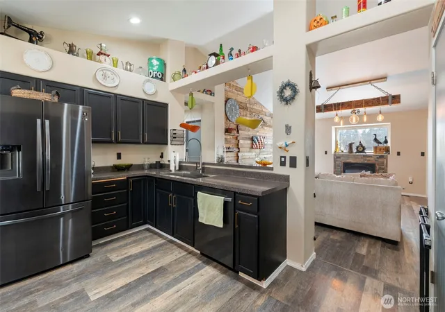 Photo 4 of Single family home for sale at 2708 180Th St E, Tacoma, WA 98445 | MLS# NWM2573419 | Listing updated on 2026-10-01