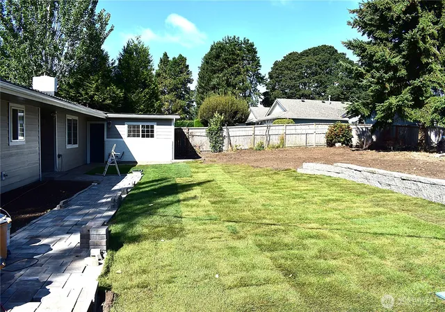 Photo 2 of Single family home for sale at 7604 52nd Ave W, Lakewood, WA 98499 | MLS# NWM2573442 | Listing updated on 2026-09-26