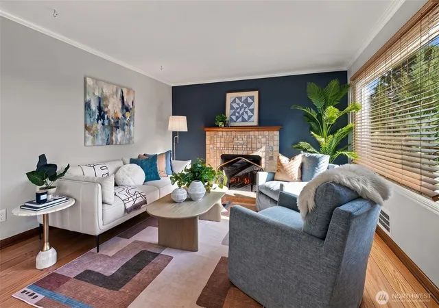 Photo 3 of Sale Pending at 4117 Eastern Ave N, Seattle, WA 98103 | MLS# NWM2573591 | Listing updated on 2026-09-25
