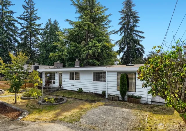 Photo 1 of Single family home for sale at 3707 Sw 105th Street, Seattle, WA 98146 | MLS# NWM2573624 | Listing updated on 2026-09-30