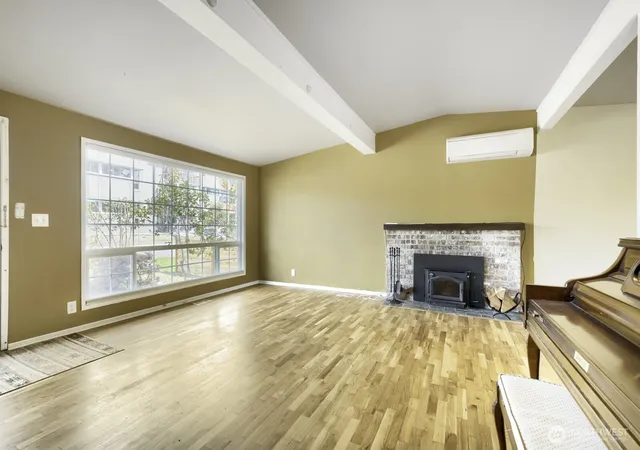 Photo 2 of Single family home for sale at 3707 Sw 105th Street, Seattle, WA 98146 | MLS# NWM2573624 | Listing updated on 2026-09-30